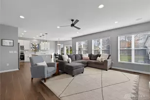 10152 Gully Pass Dr, Washington Twp, OH 45458 - Photo 13