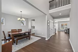 10152 Gully Pass Dr, Washington Twp, OH 45458 - Photo 3