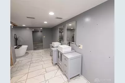 283 Spinning Road, Dayton, OH 45431 - Photo 15