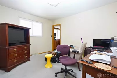 1283 E Innis Avenue, Columbus, OH 43207 - Photo 3