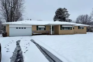 2676 Waynesville Jamestown Rd, Xenia, OH 45385 - Photo 3