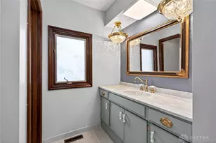 256 E Rahn Rd, Dayton, OH 45429 - Photo 37