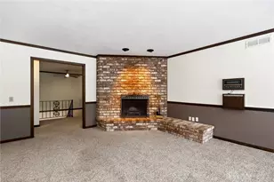 256 E Rahn Rd, Dayton, OH 45429 - Photo 17