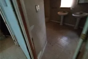 1385 Olt Rd, Dayton, OH 45417 - Photo 17