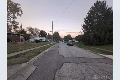 2332 Bonnieview Avenue, Dayton, OH 45431 - Photo 5