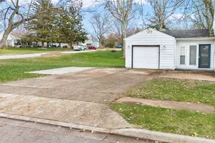 106 Grosbeck St, Vandalia, OH 45377 - Photo 5