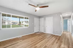 3380 Harwood St, Dayton, OH 45429 - Photo 7