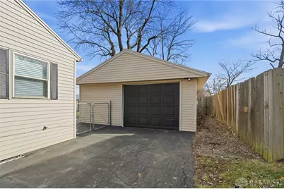 3380 Harwood Street, Dayton, OH 45429 - Photo 35