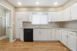 318 E Central Ave, Springboro, OH 45066 - Photo 3