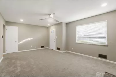 318 E Central Avenue, Springboro, OH 45066 - Photo 5