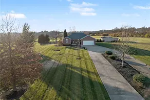 5867 Elk Creek Rd, Middletown, OH 45042 - Photo 3