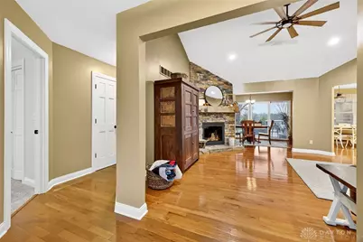 5867 Elk Creek Road, Middletown, OH 45042 - Photo 9