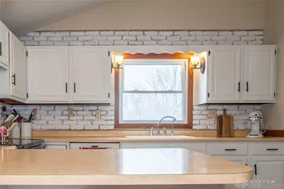 9901 Ballentine Pike, New Carlisle, OH 45344 - Photo 15