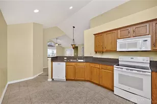 4618 Cobblestone Dr, Tipp City, OH 45371 - Photo 17