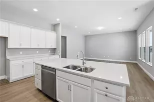 889 Reeder Cir, Dayton, OH 45458 - Photo 13