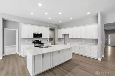 889 Reeder Circle, Dayton, OH 45458 - Photo 9