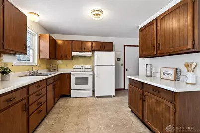 6861 Joseph Drive, Mad River Twp, OH 45323 - Photo 11