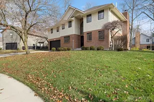 318 Shady Tree Ct, Englewood, OH 45315 - Photo 3