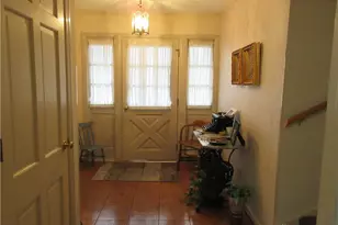 1319 Stratford Dr, Piqua, OH 45356 - Photo 9