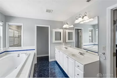 1244 Peachcreek Road, Washington Twp, OH 45458 - Photo 33