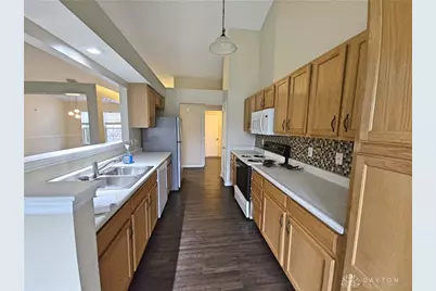 8676 Sweetbriar Court, Franklin, OH 45005 - Photo 5