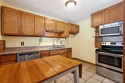 4288 Redonda Lane, Dayton, OH 45416 - Photo 9