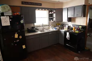 1434 Grimes Cir, Urbana, OH 43078 - Photo 5