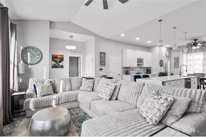 130 Allison Court, Englewood, OH 45322 - Photo 9