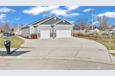 130 Allison Court, Englewood, OH 45322 - Photo 3