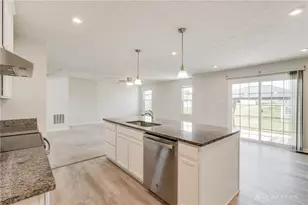 5073 Catalpa Dr, Tipp City, OH 45371 - Photo 13