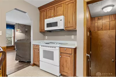 3723 Roslyn Avenue, Dayton, OH 45429 - Photo 13