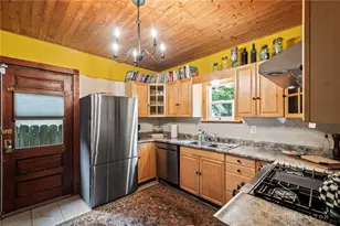 425 W Franklin St, Troy, OH 45373 - Photo 9