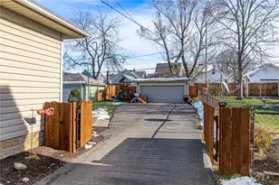 1820 John Glenn Rd, Dayton, OH 45420 - Photo 31