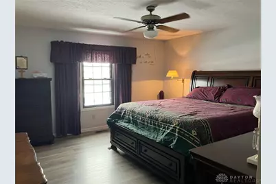 2117 Robinhood Drive, Miamisburg, OH 45342 - Photo 15