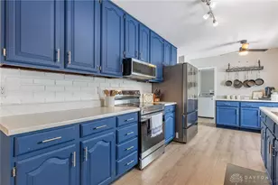 9742 S Stagecoach Dr, Centerville, OH 45458 - Photo 15