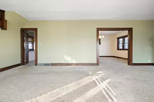 608 Virginia St, Piqua, OH 45356 - Photo 5