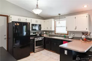 2753 Deer Run Rd, Springfield, OH 45504 - Photo 7