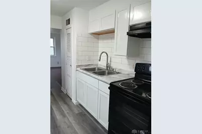 42 Swallow Drive, Dayton, OH 45415 - Photo 5