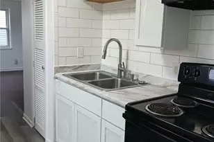 42 Swallow Dr, Dayton, OH 45415 - Photo 5