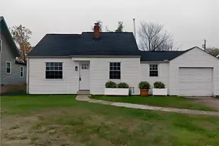 42 Swallow Dr, Dayton, OH 45415 - Photo 1