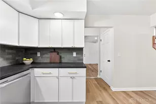 2440 E Possum Rd, Springfield, OH 45502 - Photo 17