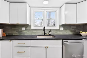 2440 E Possum Rd, Springfield, OH 45502 - Photo 15