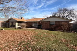 7543 Abraham Ct, Dayton, OH 45414 - Photo 5