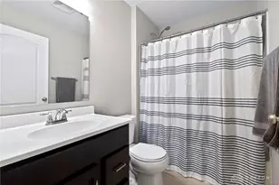 1687 S Golden Clove Bnd, Sugarcreek Twp, OH 45459 - Photo 17