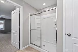 1687 S Golden Clove Bnd, Sugarcreek Twp, OH 45459 - Photo 13