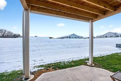 1687 S Golden Clove Bend, Sugarcreek Twp, OH 45459 - Photo 19