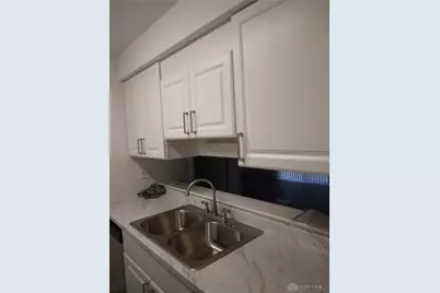 5326/5324 Greencroft Drive #5324, Dayton, OH 45426 - Photo 3