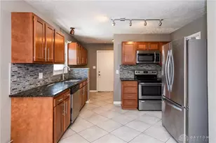 104 E Garland Ave, Fairborn, OH 45324 - Photo 15