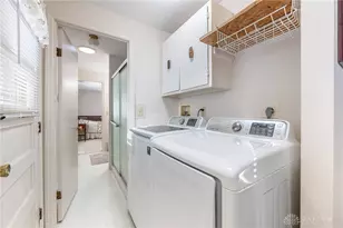 1202 Marsha Dr, Miamisburg, OH 45342 - Photo 17