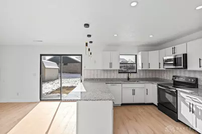 6620 Deer Bluff Drive, Dayton, OH 45424 - Photo 13